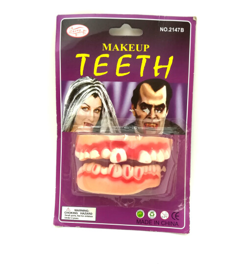  Изкуствени зъби - криви