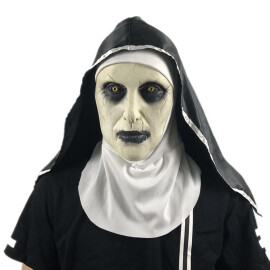 Маска страшна монахиня